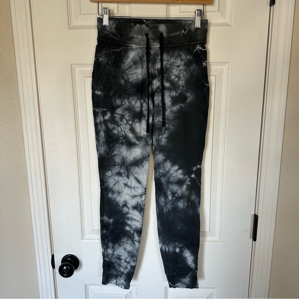 Lululemon Warm Down Jogger Earth Dye Joggers - Size 2